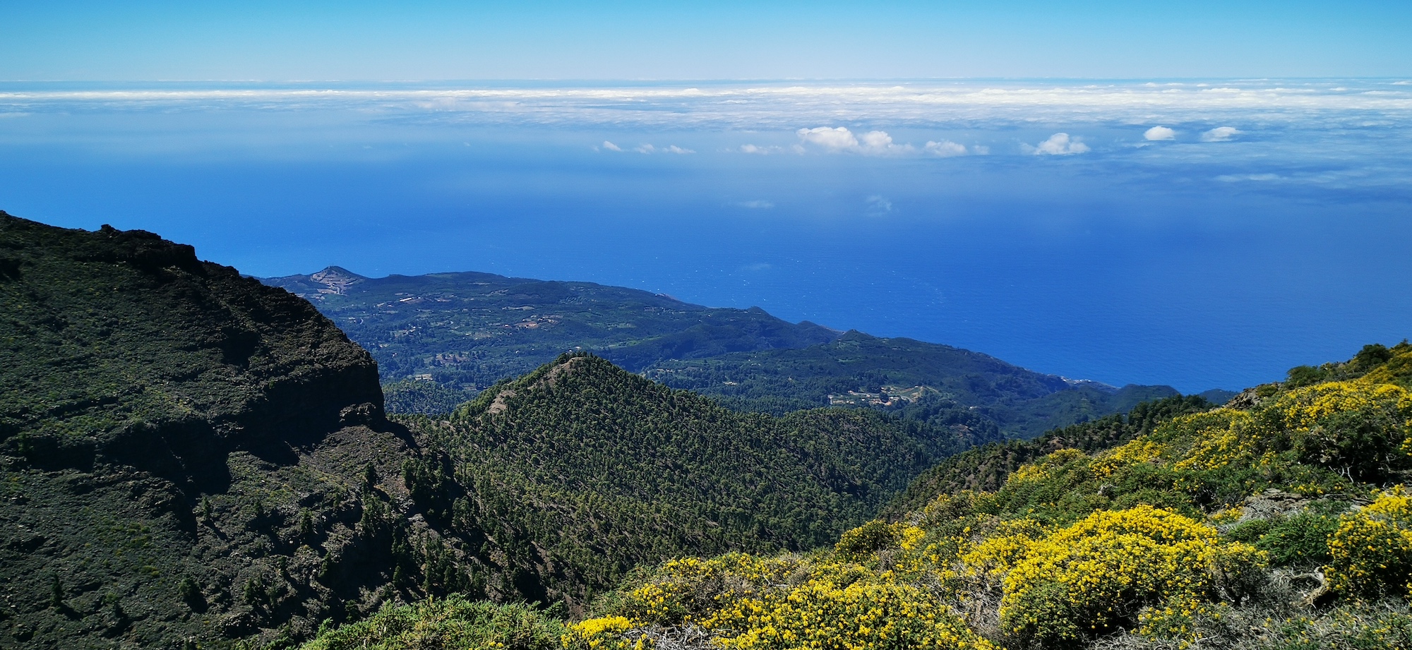 Panorama costa norte de la isla desde el Roque de Los Muchachos